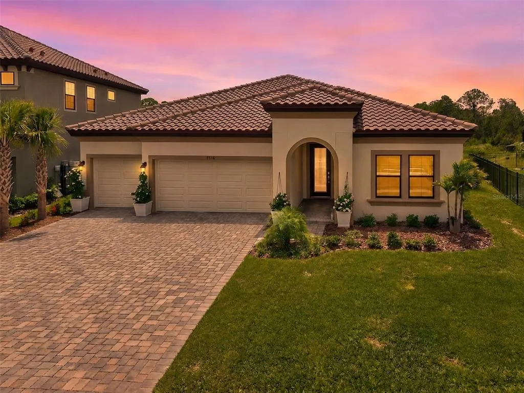 Mediterranean-Style Home in Parrish — 8818 Eastwyck Drive, Parrish, FL